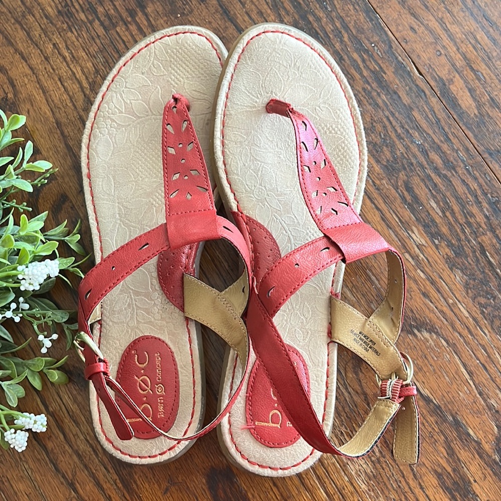 🇺🇸SALE! BOC Sandals - Size 10